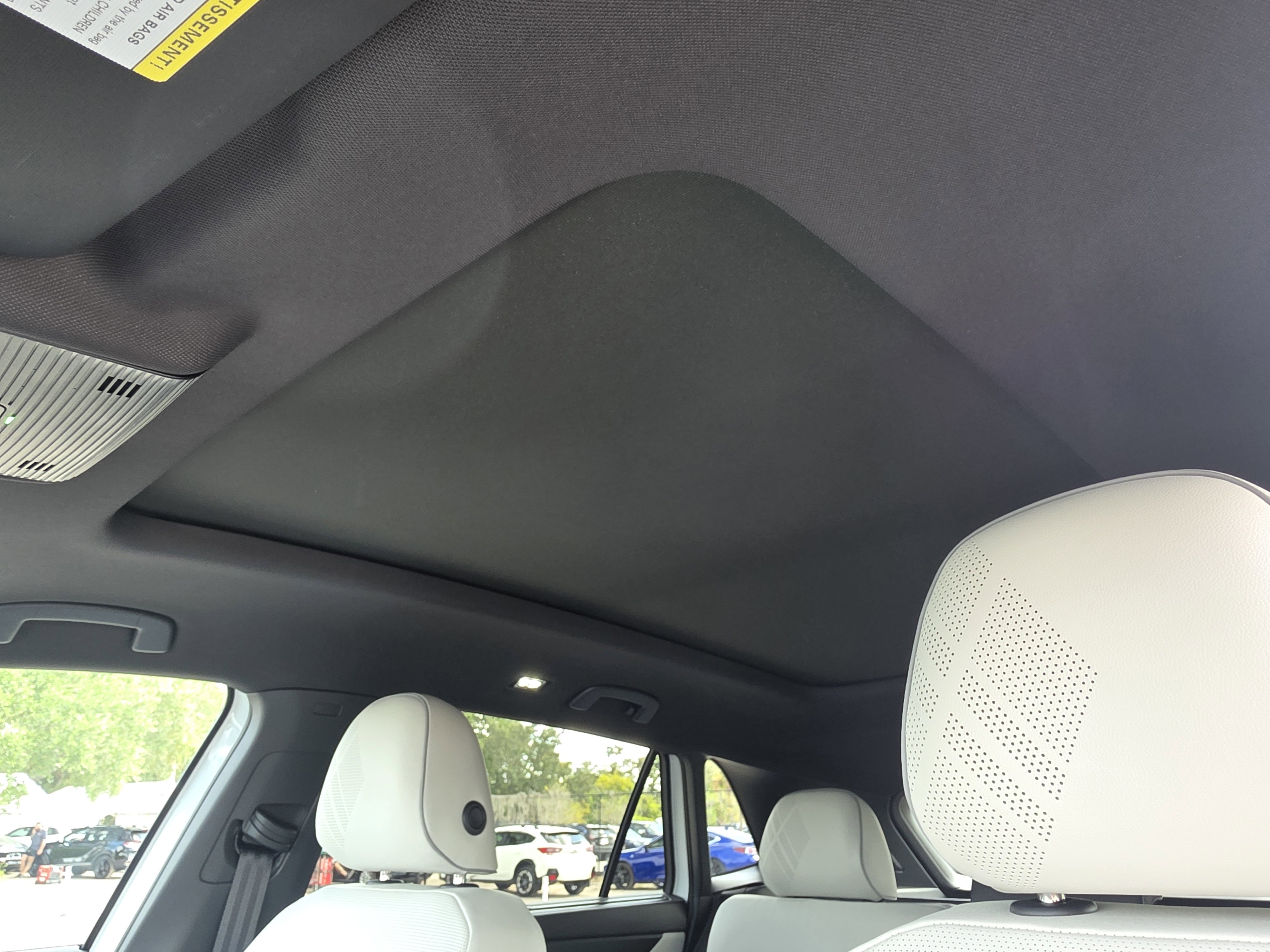 New 2026 Volkswagen Atlas Cross Sport SEL Premium R-Line image 34