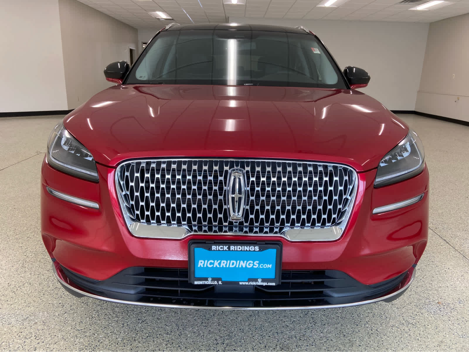 Used 2022 Lincoln Corsair AWD w/ Premium Package image 5