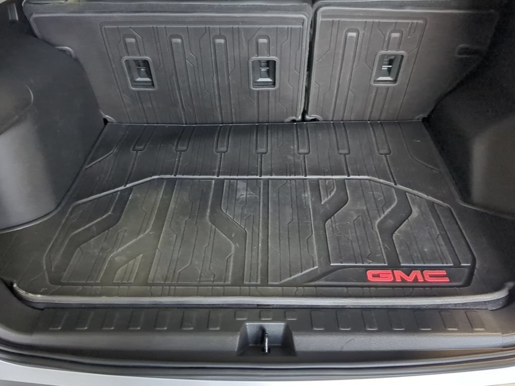 Used 2020 GMC Terrain Denali w/ Denali Premium Package AWD/4WD image 39