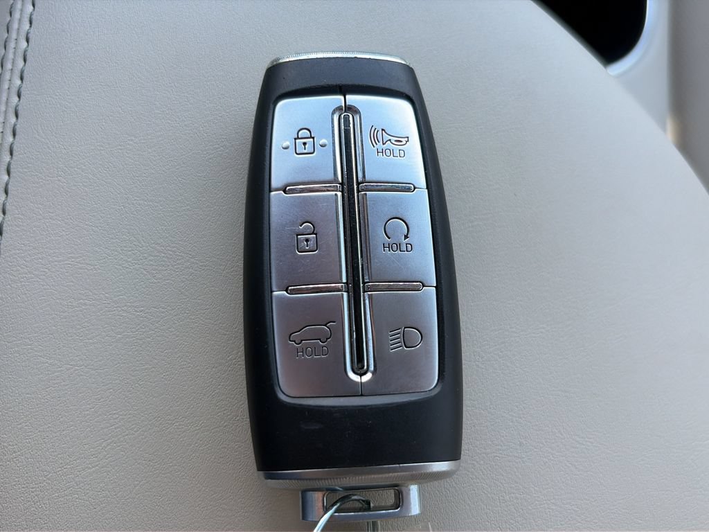 Used 2023 Genesis GV70 2.5T AWD/4WD image 29