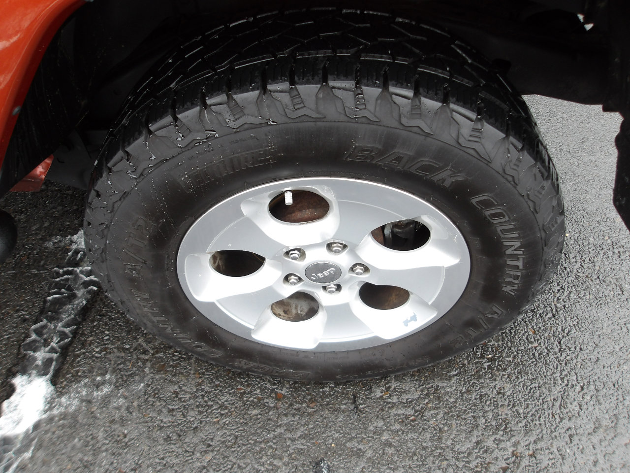 Used 2014 Jeep Wrangler Unlimited Sahara w/ Mopar Chrome Edition Group image 24