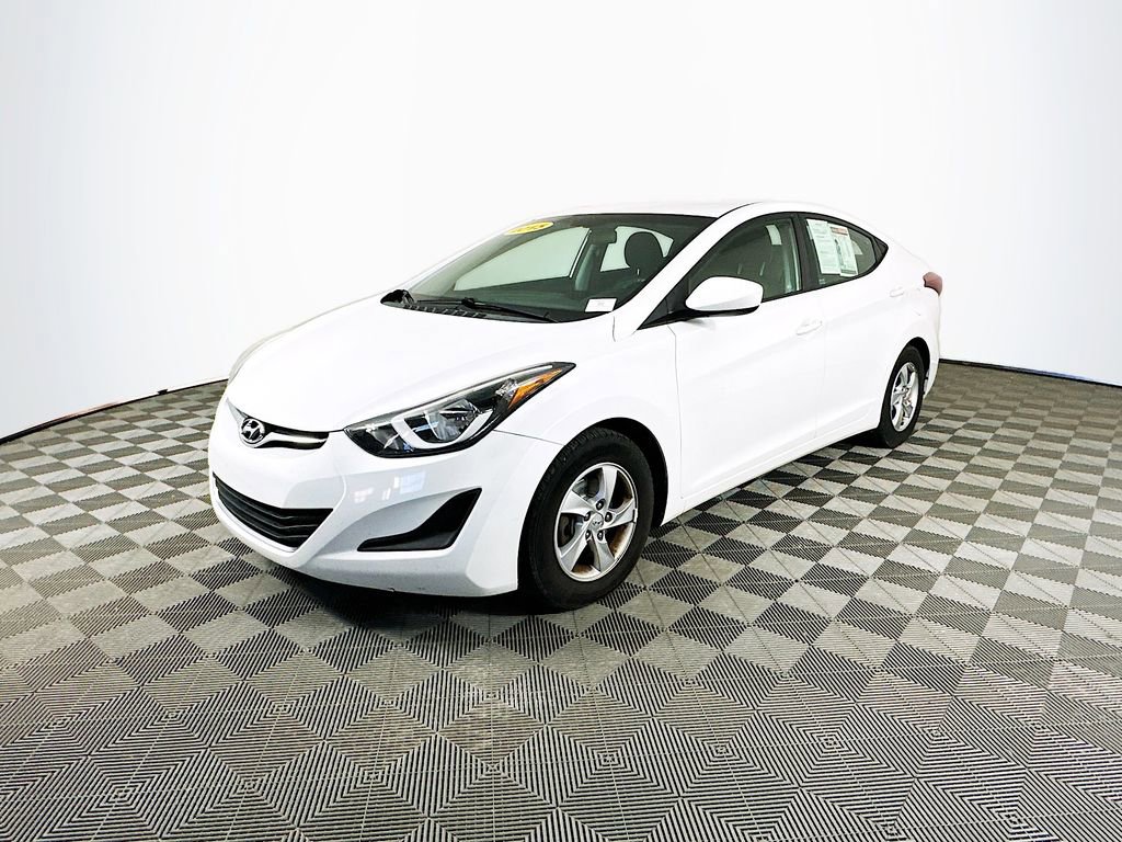 Used 2015 Hyundai Elantra SE image 5