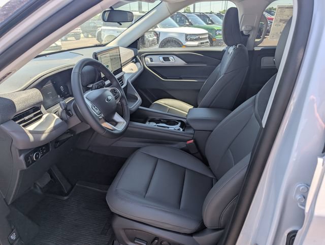 New 2026 Ford Explorer Active w/ Active Comfort Package AWD/4WD image 35