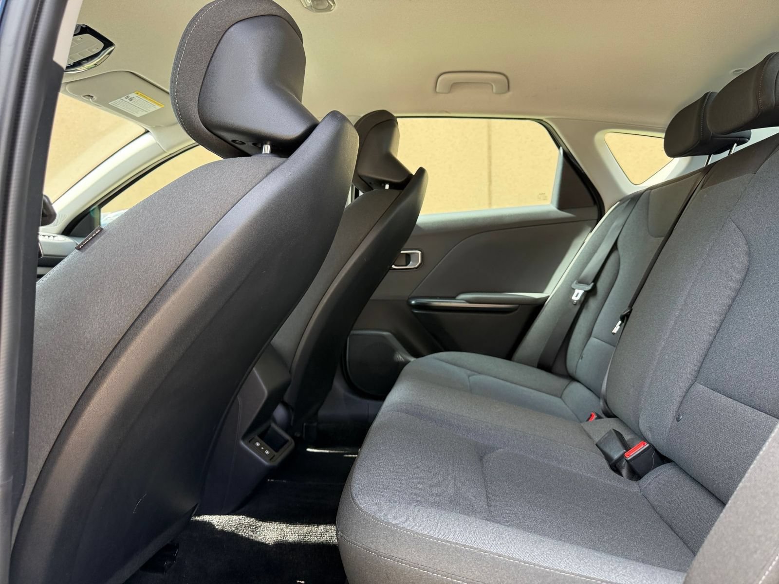 Used 2025 Kia K4 FWD image 28