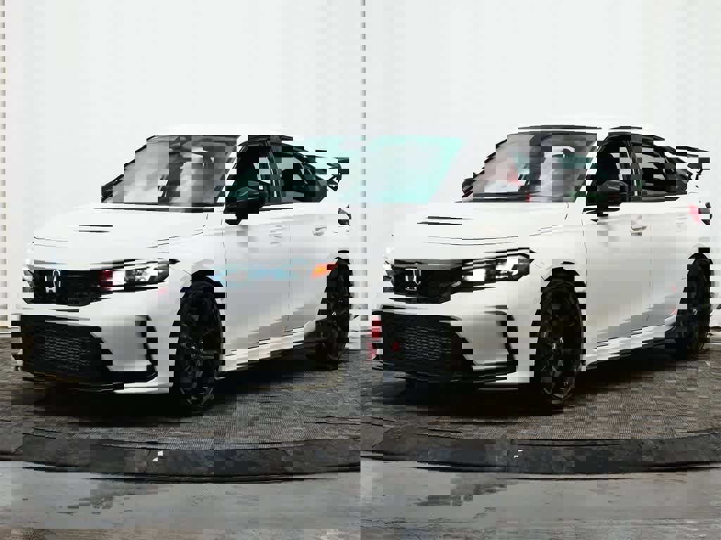 Used 2025 Honda Civic Type R image 1