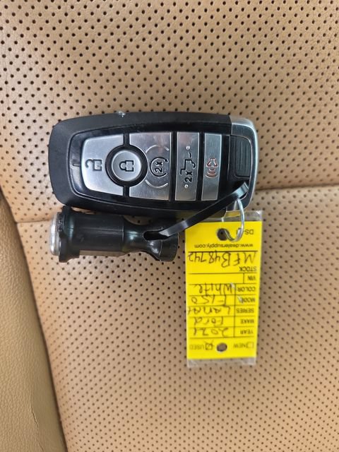 Used 2021 Ford F150 Lariat w/ Max Trailer Tow Package AWD/4WD image 25