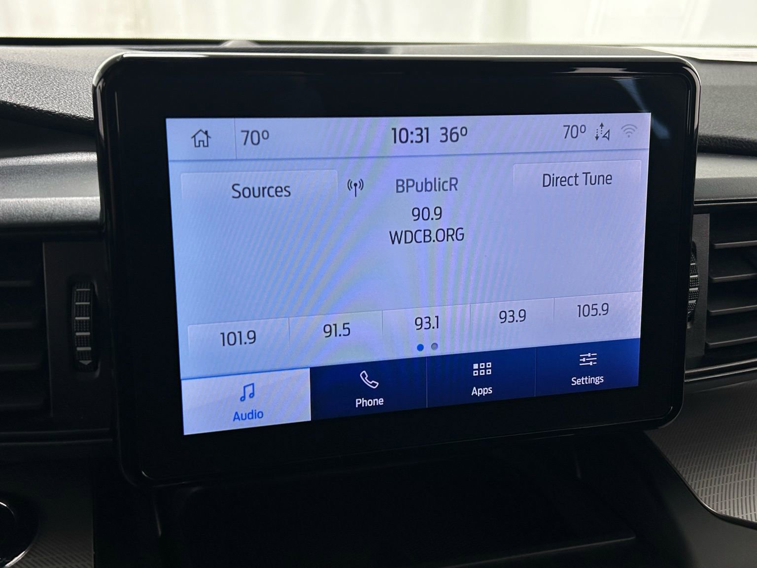 Used 2020 Ford Explorer XLT image 16