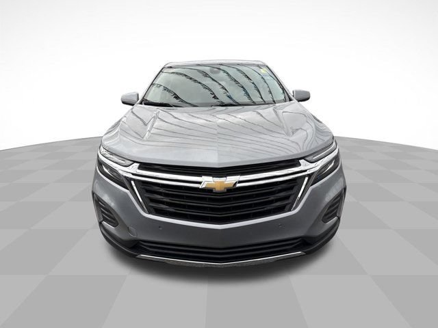 Used 2024 Chevrolet Equinox LT AWD/4WD image 2