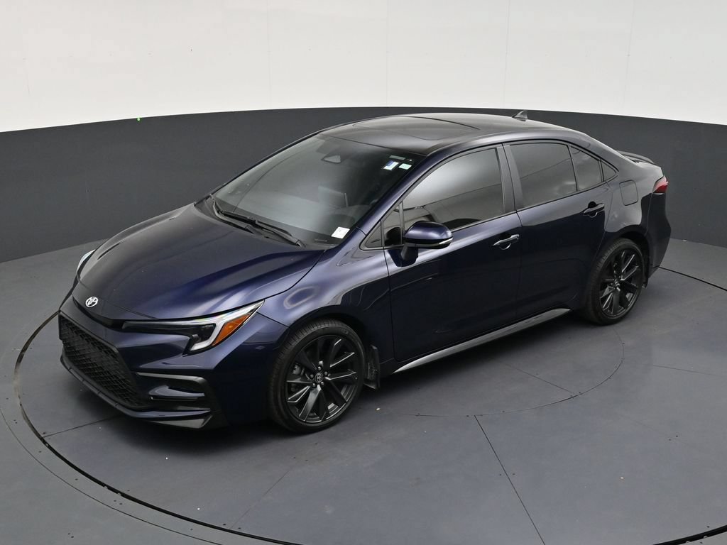 Used 2025 Toyota Corolla XSE FWD image 12
