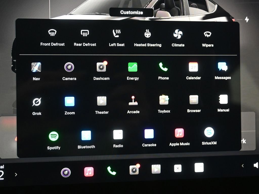 Used 2023 Tesla Model Y Long Range image 30