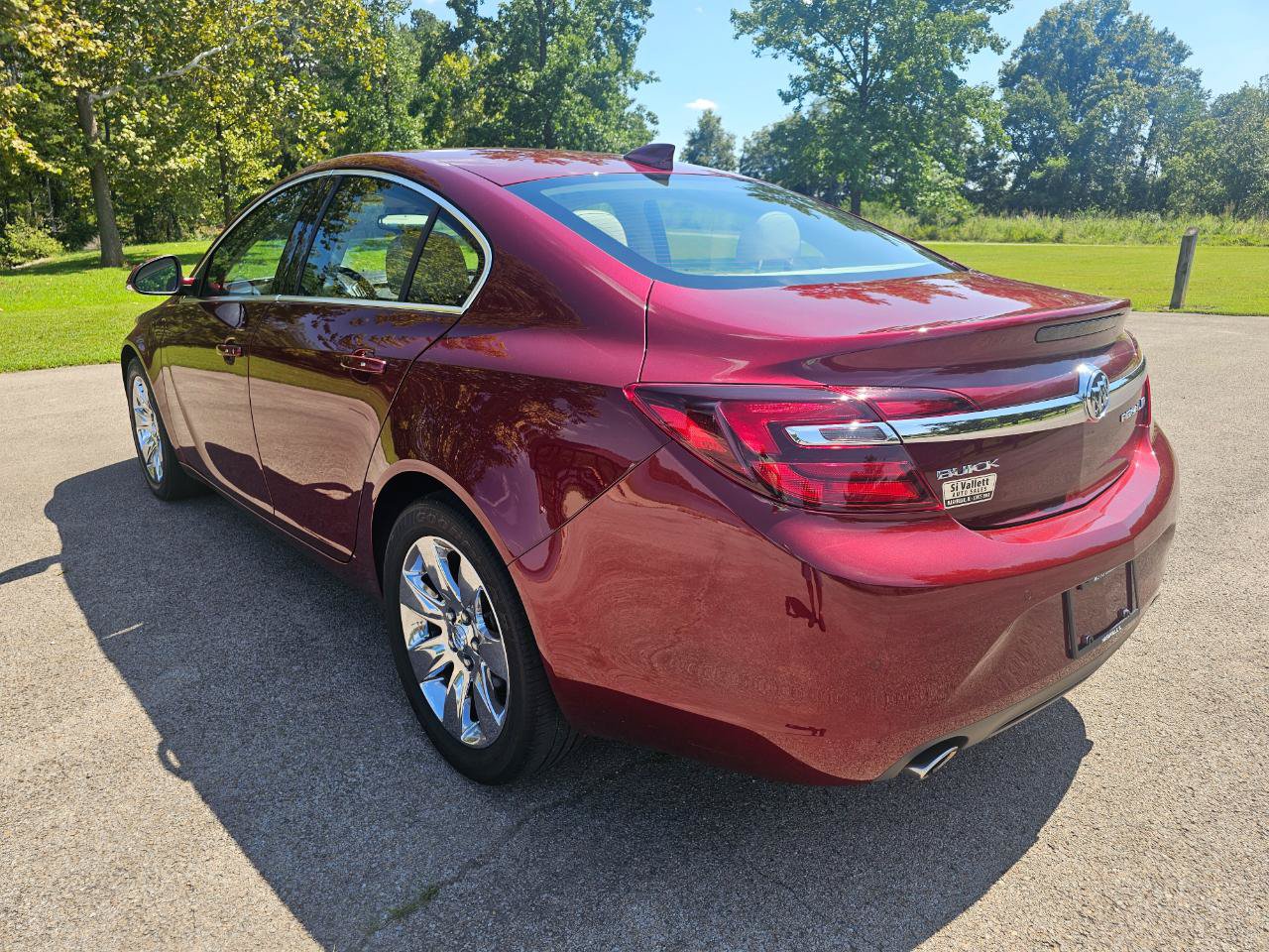 Used 2016 Buick Regal Premium w/ Driver Confidence Package #1 FWD image 7