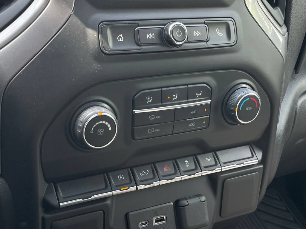 Used 2022 Chevrolet Silverado 1500 Custom RWD image 18