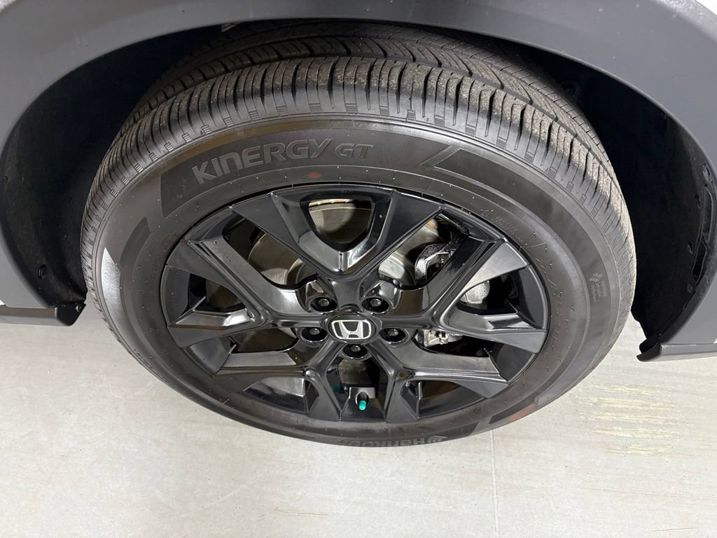 Used 2025 Honda HR-V Sport image 11