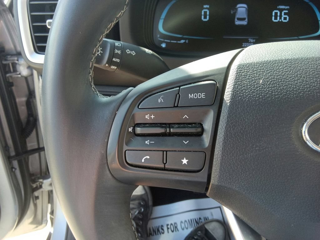 Used 2023 Hyundai Venue SEL w/ Cargo Package FWD image 22