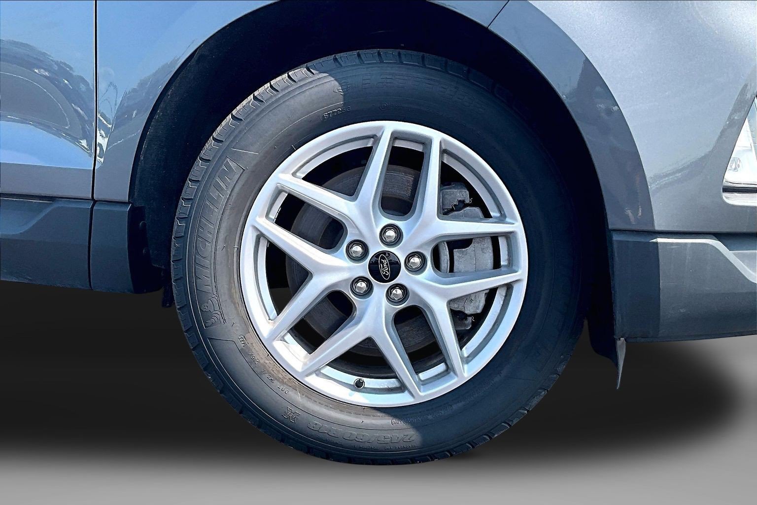 Used 2023 Ford Edge SEL w/ Convenience Package AWD/4WD image 9