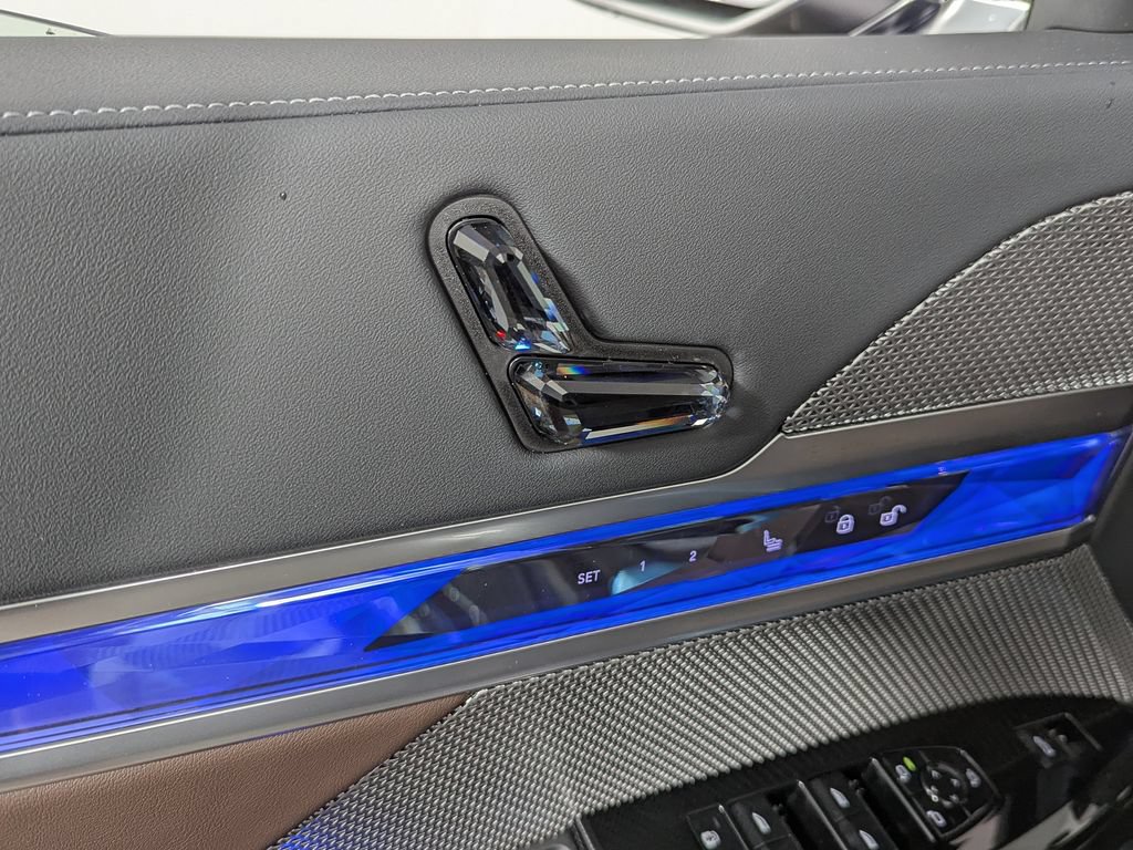 New 2026 BMW i7 xDrive60 AWD/4WD image 11