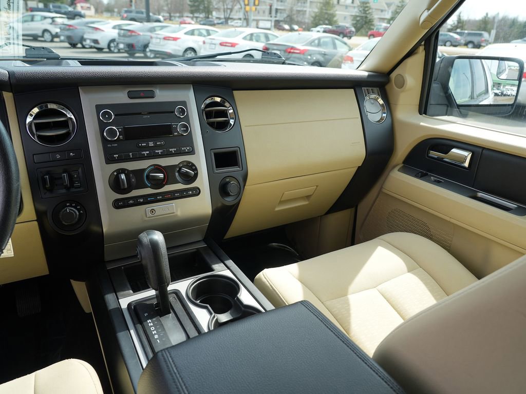 Used 2015 Ford Expedition XL image 21