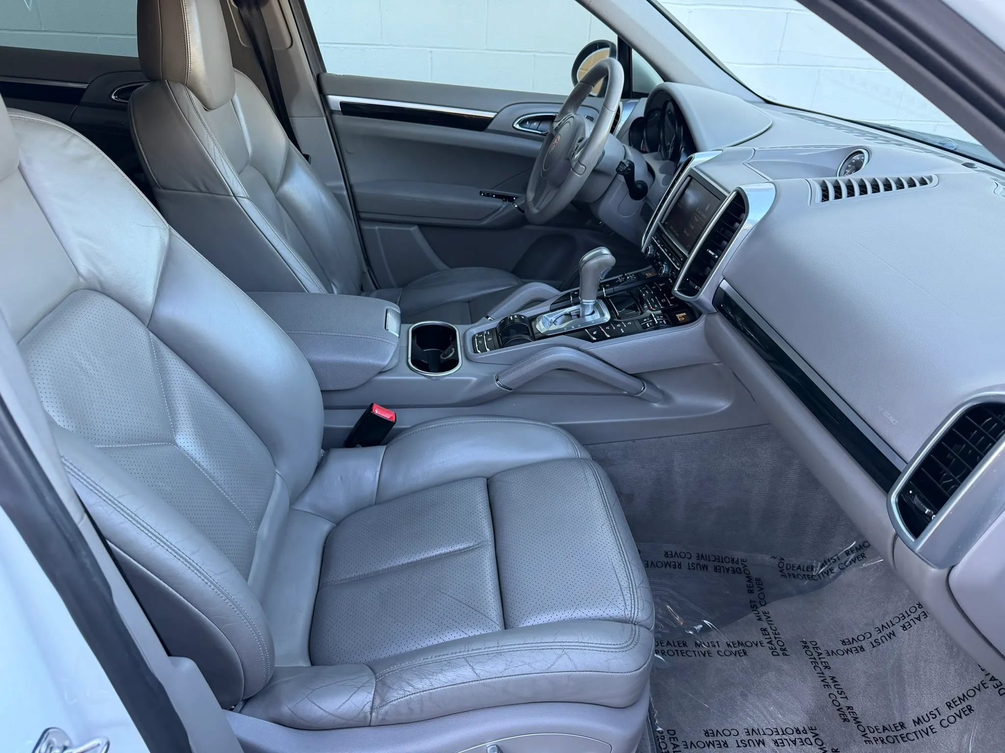 Used 2012 Porsche Cayenne AWD/4WD image 14