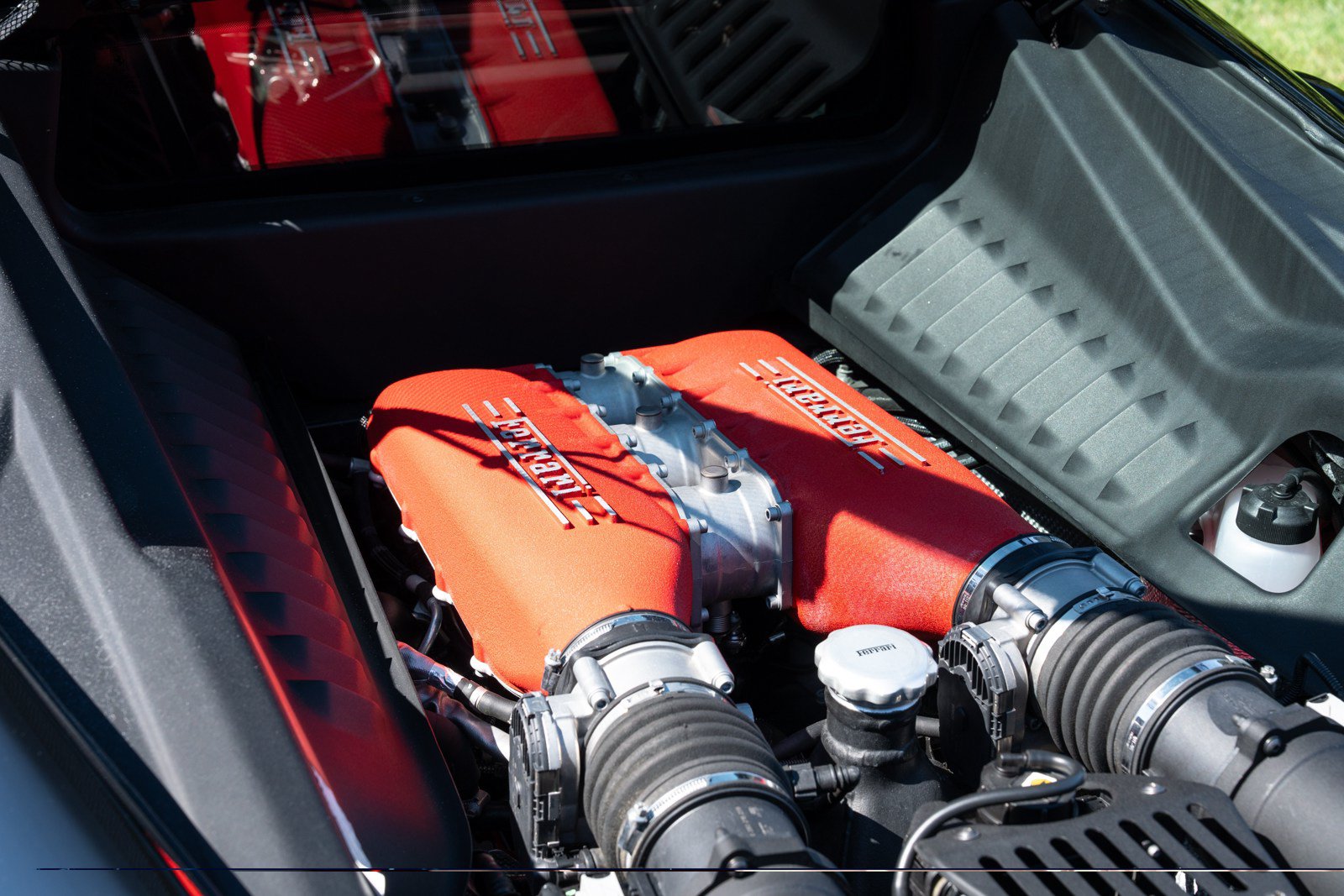 Used 2010 Ferrari 458 Italia Coupe RWD image 13