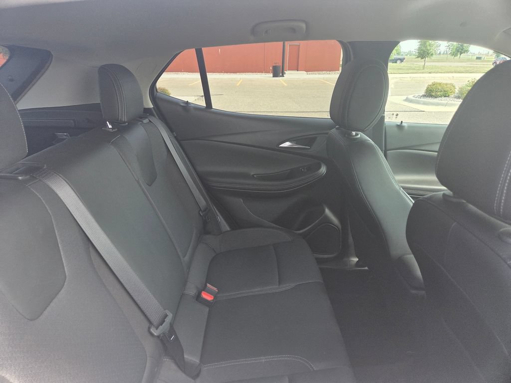 Used 2025 Buick Encore GX Preferred AWD/4WD image 37