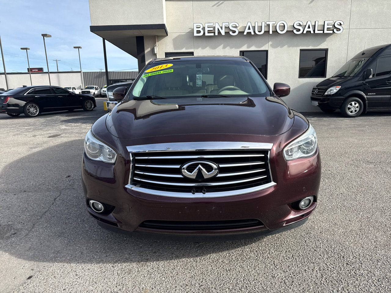 Used 2013 INFINITI JX35 AWD w/ Premium Pkg image 3