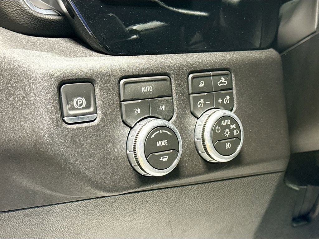 New 2026 GMC Sierra 1500 Elevation w/ Elevation Premium Package AWD/4WD image 10