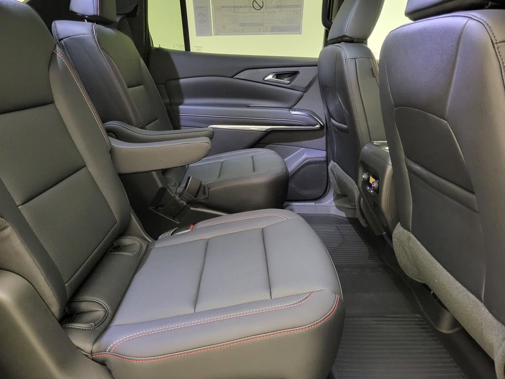 New 2026 Chevrolet Traverse Z71 w/ Driver Confidence Package image 42