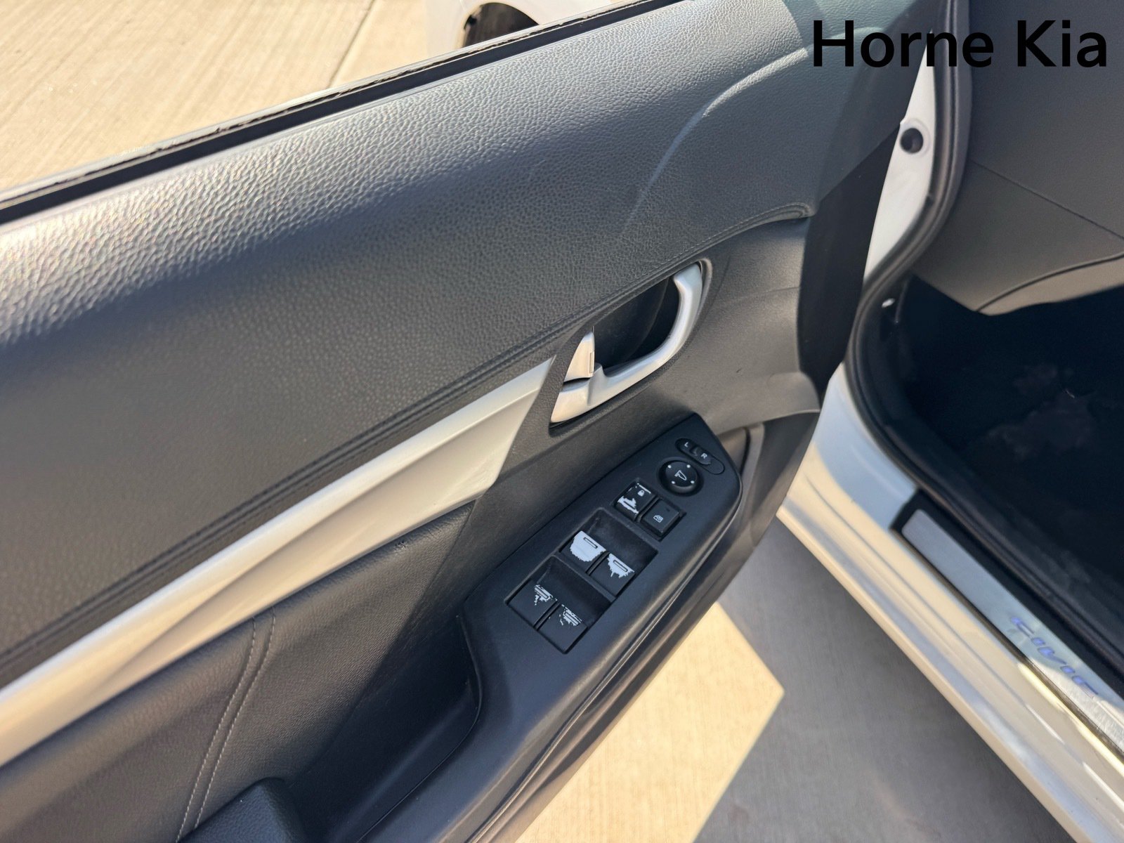 Used 2015 Honda Civic EX-L image 11