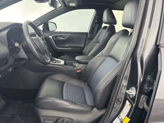 Used 2019 Toyota RAV4 XSE image 27