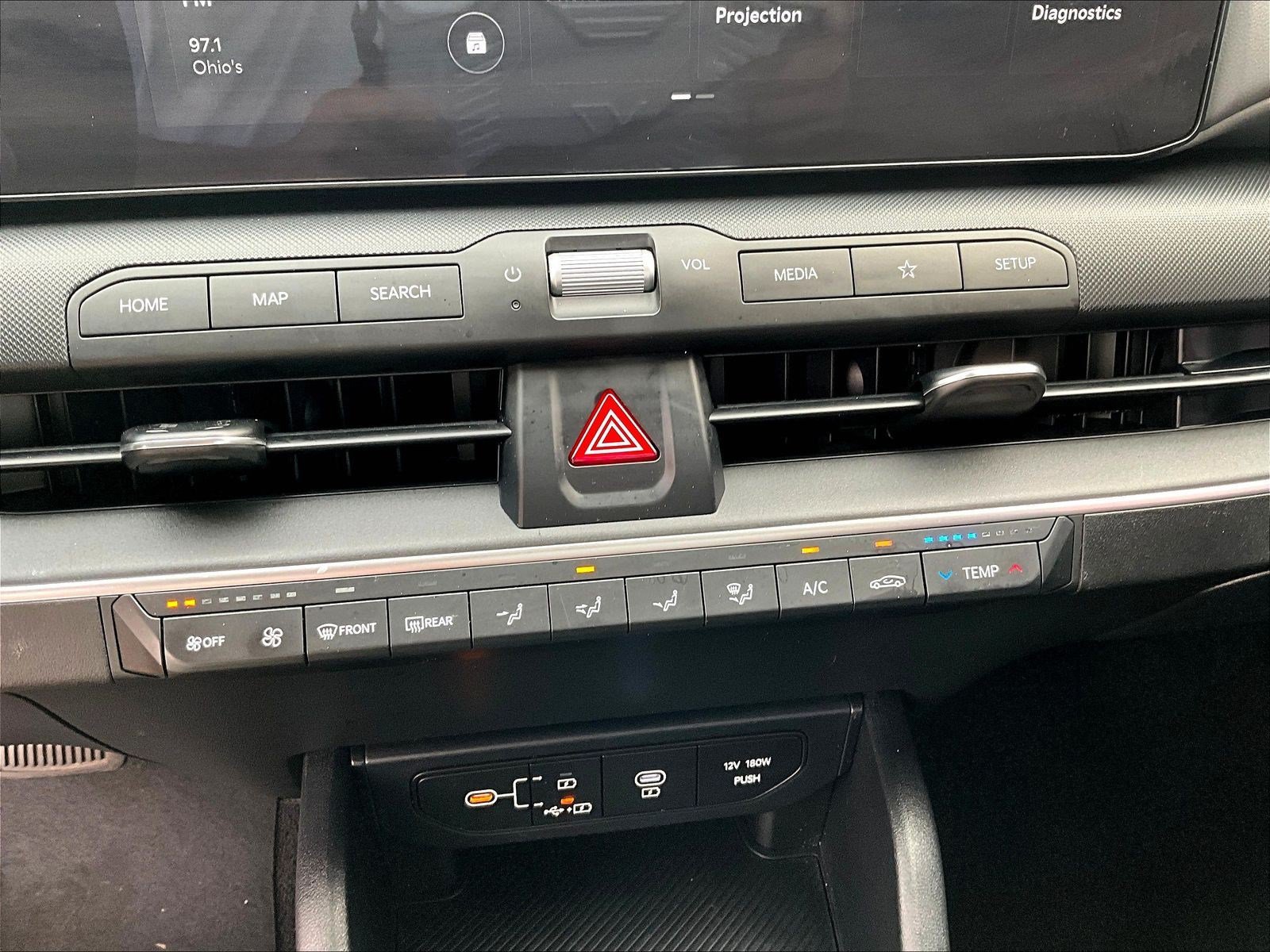 Used 2025 Kia K4 FWD image 37