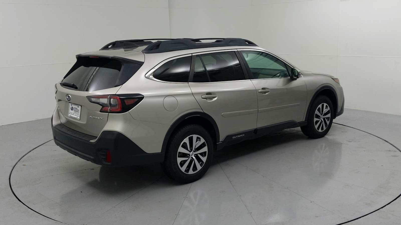 Used 2020 Subaru Outback Premium w/ Popular Package #1 AWD/4WD image 10