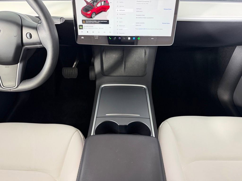 Used 2024 Tesla Model Y Long Range image 15