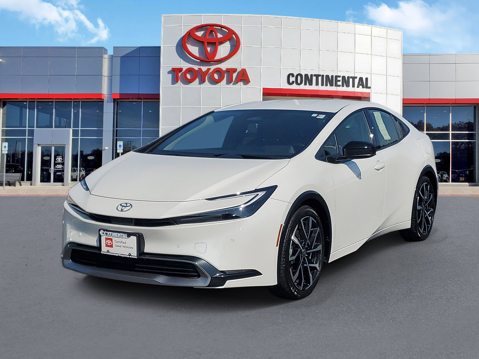 Certified 2024 Toyota Prius Prime FWD image 3