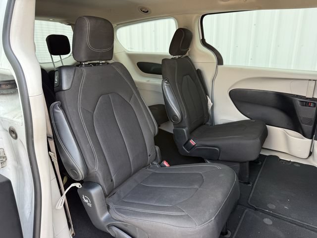 Used 2023 Chrysler Voyager LX FWD image 29
