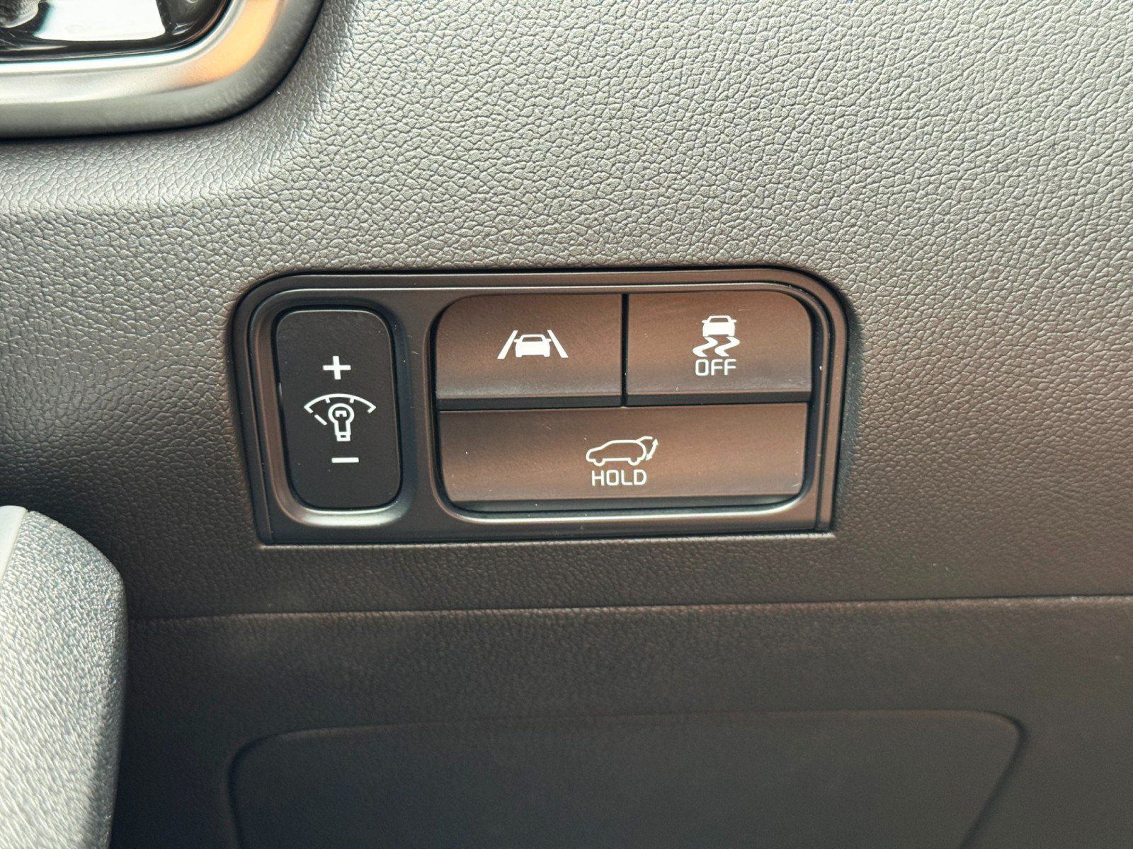 Used 2023 Kia Sorento SX AWD/4WD image 17