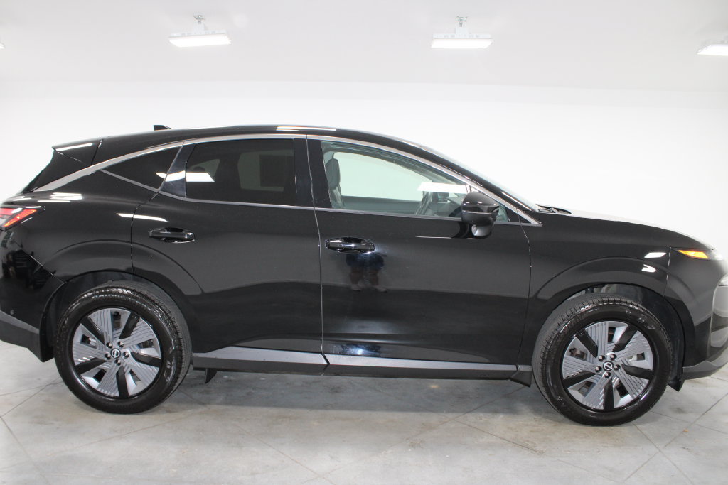 Used 2025 Nissan Murano SL AWD/4WD image 11
