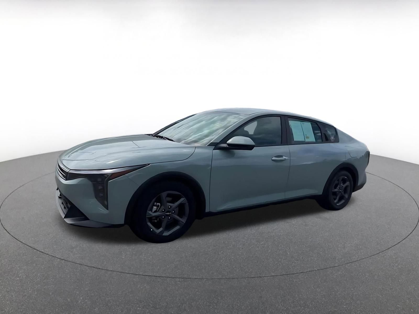 Used 2025 Kia K4 FWD image 8