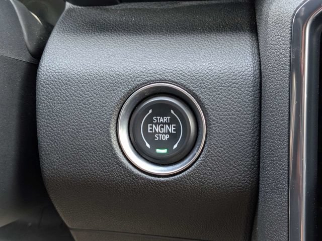 Used 2025 GMC Acadia AT4 AWD/4WD image 38