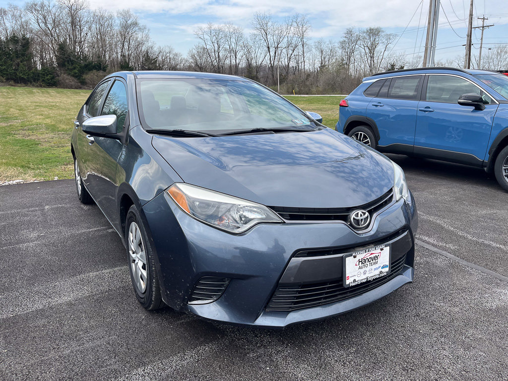 Used 2015 Toyota Corolla LE image 1