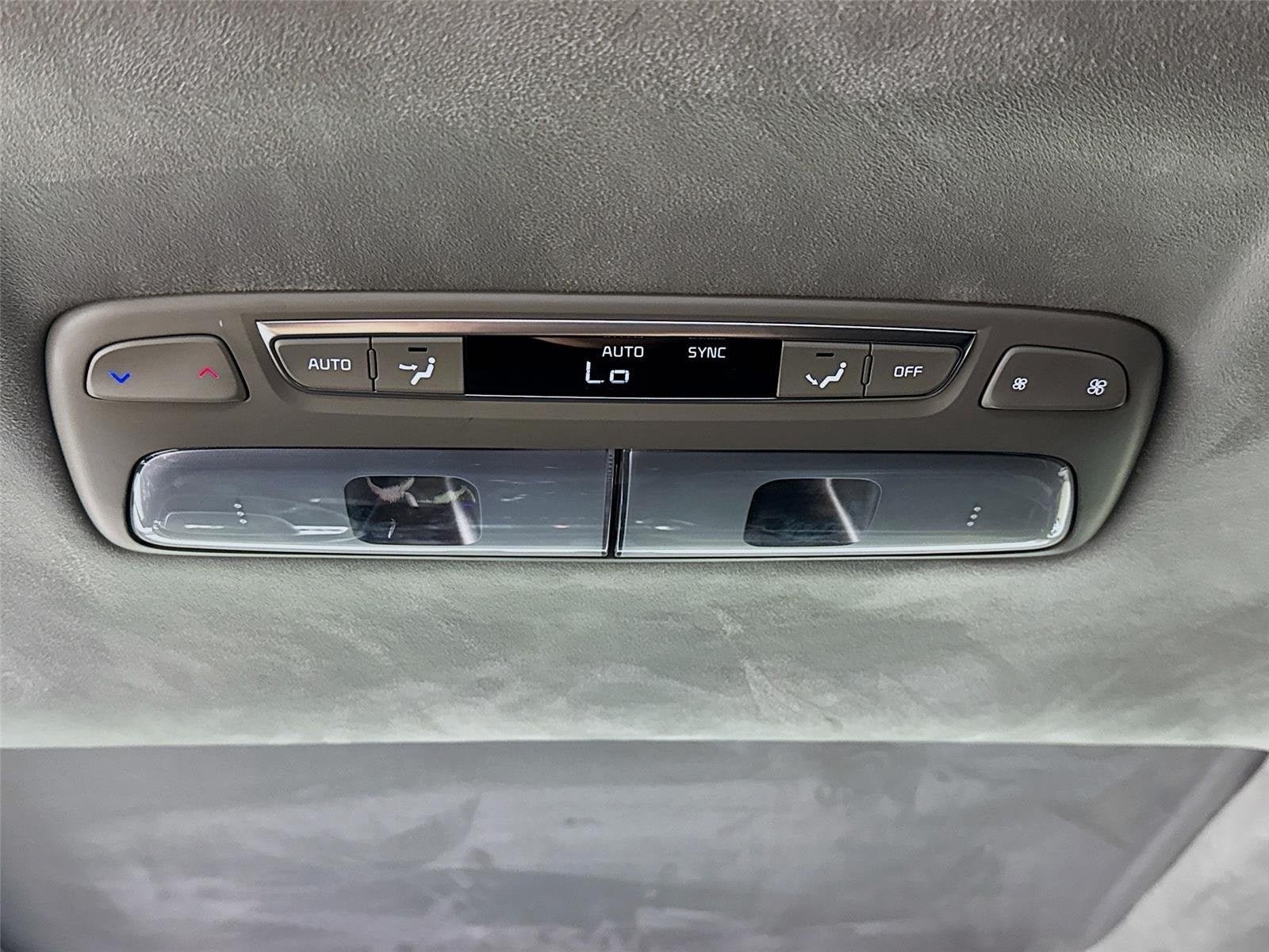 Certified 2024 Kia Telluride SX Prestige AWD/4WD image 27
