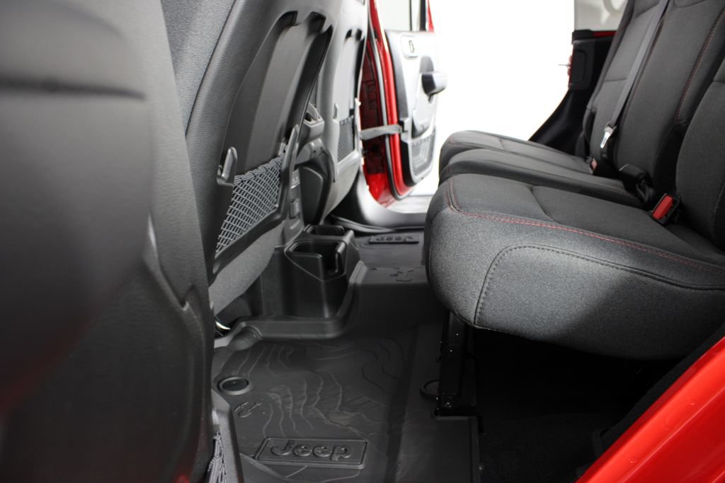 New 2026 Jeep Wrangler Unlimited Rubicon AWD/4WD image 16