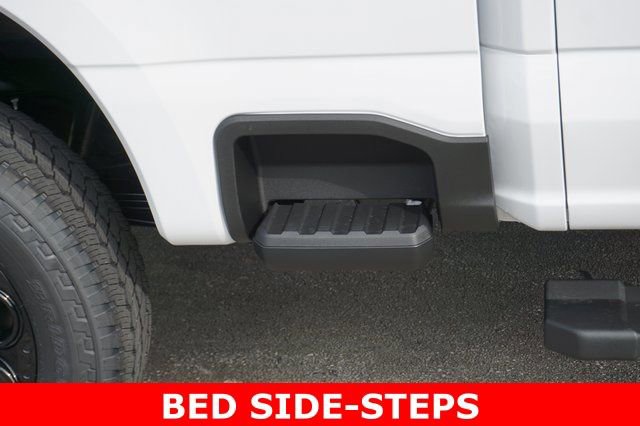 New 2026 Ford F350 Lariat w/ Black Appearance Package image 32