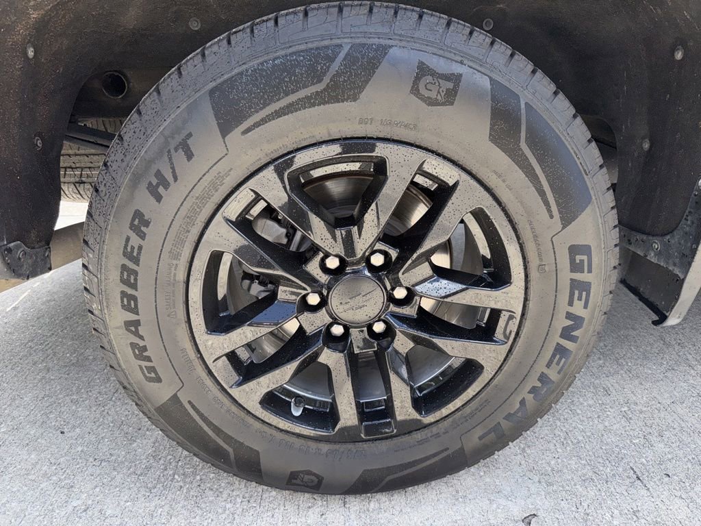 Used 2020 Chevrolet Silverado 1500 LT w/ All-Star Edition RWD image 39