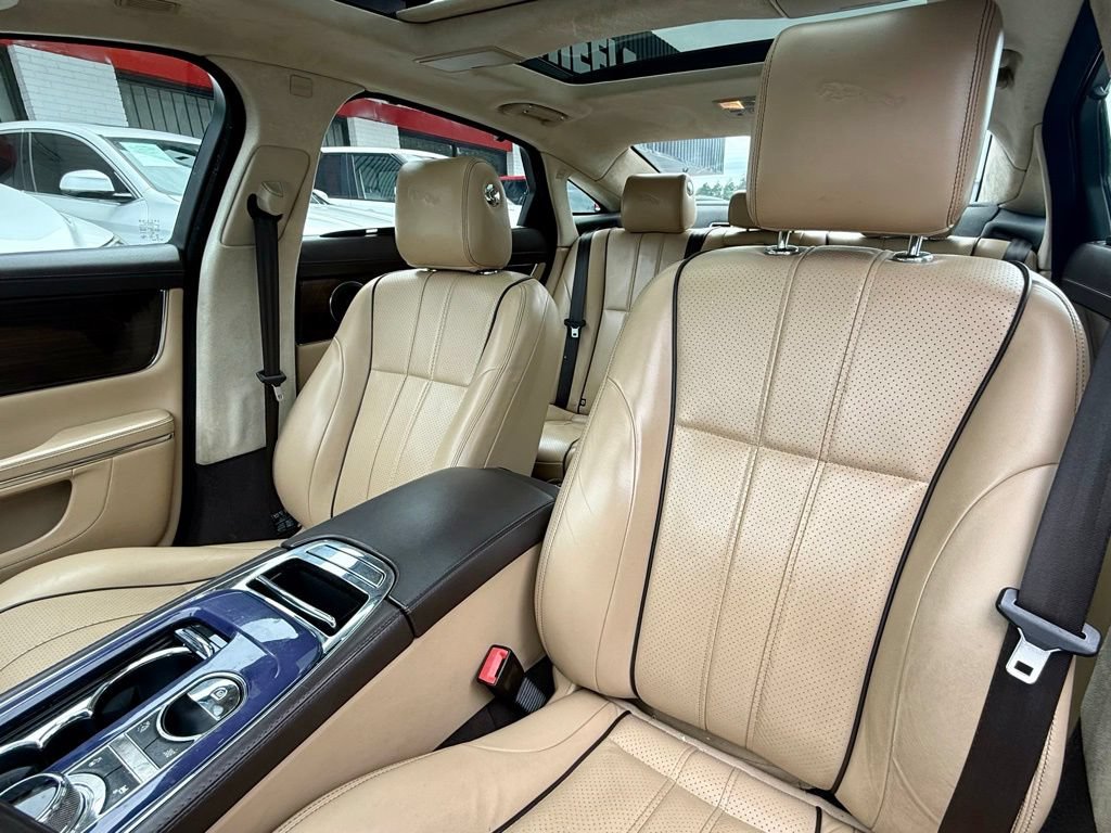 Used 2013 Jaguar XJ L Portfolio AWD/4WD image 13