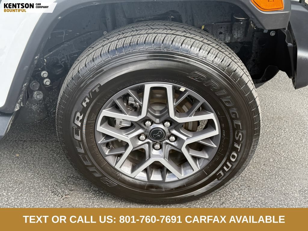 Used 2026 Jeep Wrangler Unlimited Sahara AWD/4WD image 12