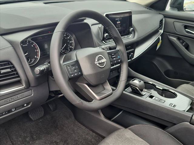 New 2027 Nissan Rogue SV FWD image 3