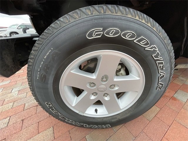 Used 2018 Jeep Wrangler Sport image 5