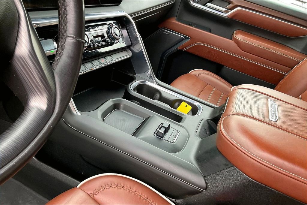 Used 2024 GMC Sierra 3500 Denali Ultimate image 19