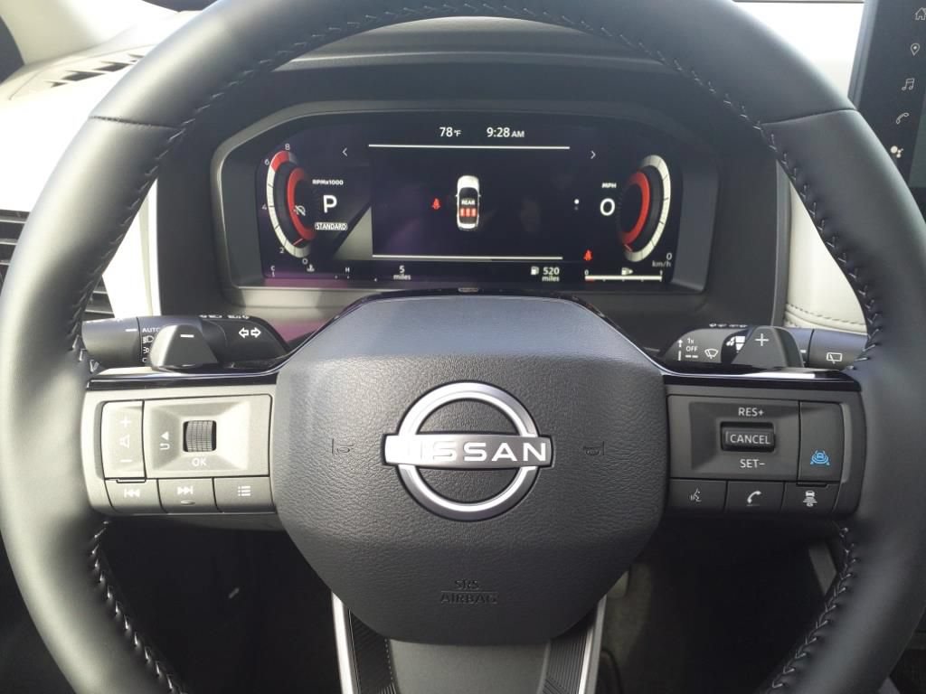 Used 2025 Nissan Rogue SL FWD image 11