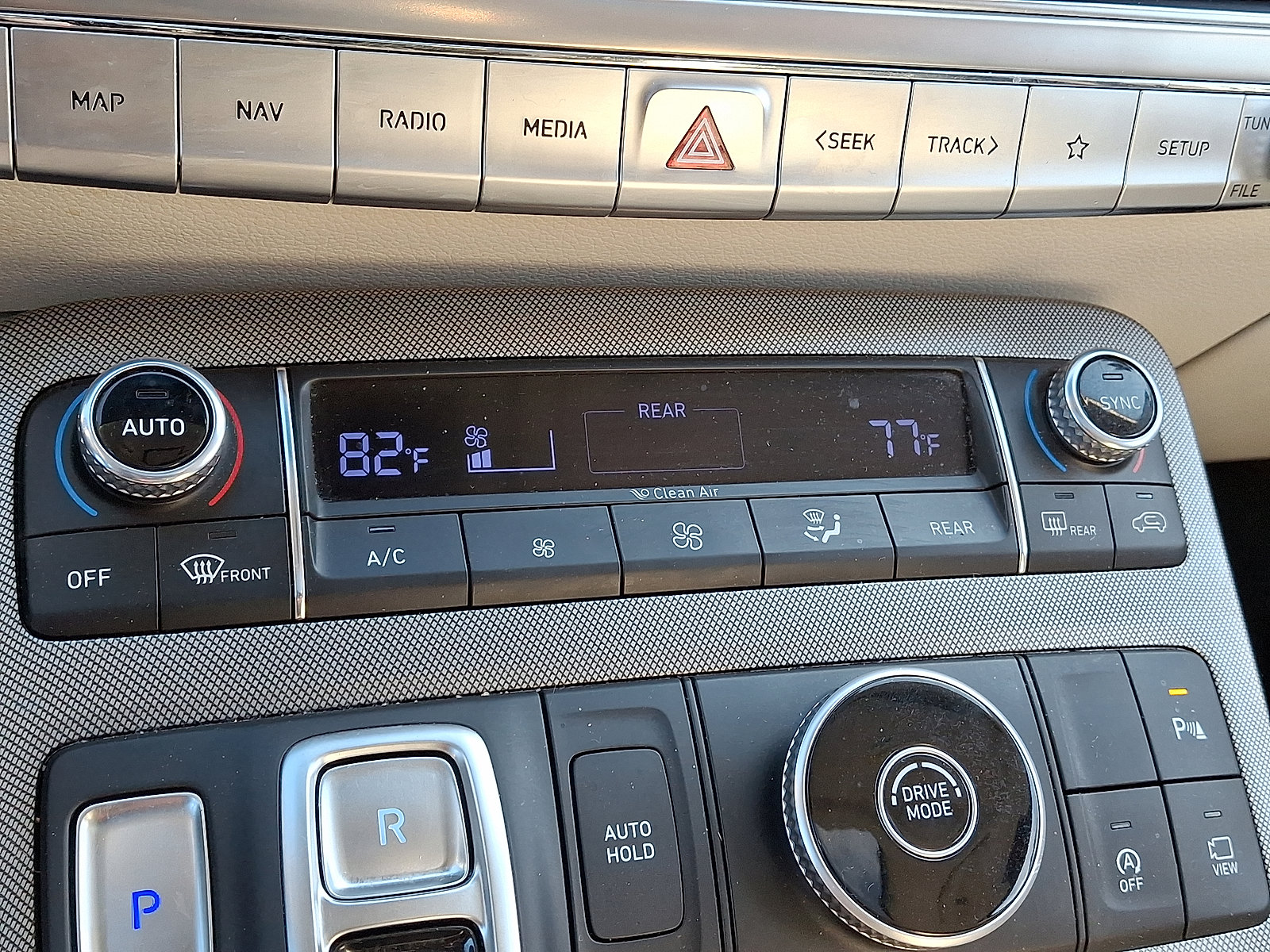 Used 2020 Hyundai Palisade Limited image 9